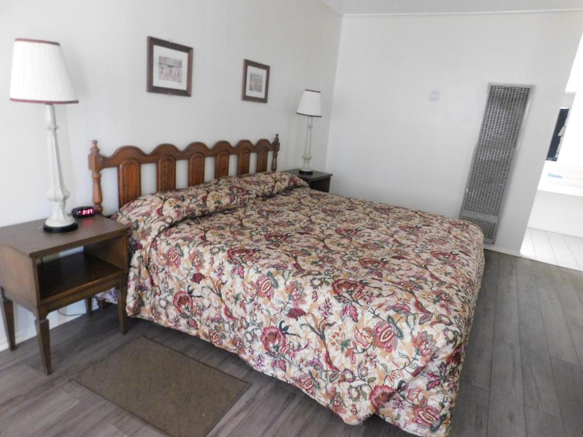 لاس كروسيس، نيومكسيكو Royal Host Motel المظهر الخارجي الصورة