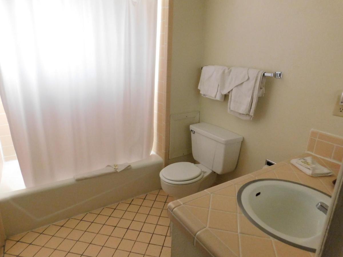 لاس كروسيس، نيومكسيكو Royal Host Motel المظهر الخارجي الصورة